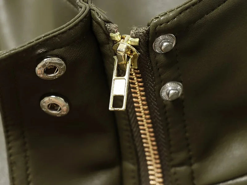 Veste courte en similicuir MUJER